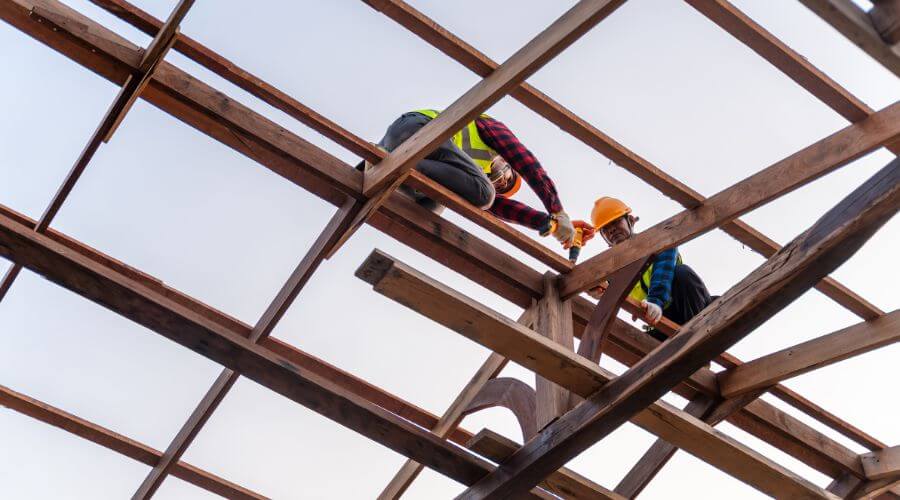 Professional residential roofers in Madisonville, LA